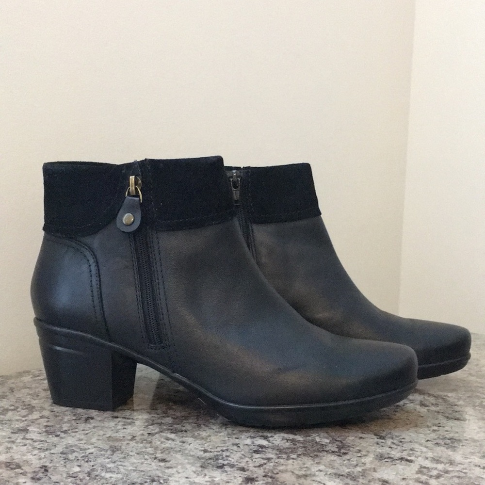 Clark’s Black Emslie Twist Boots